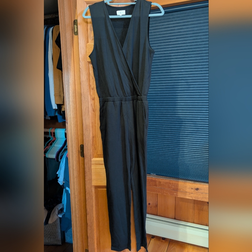Lou & Grey Black Women's Jumpsuit Size Medium